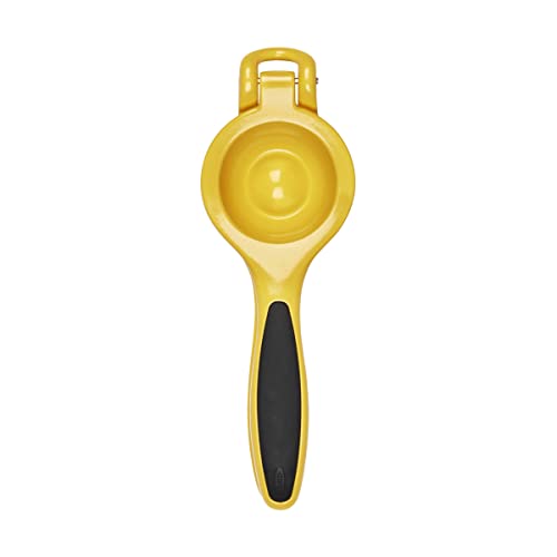 OXO Good Grips Citrus Squeezer