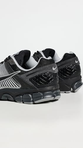 Miniatura 3 de NIKE Men's Zoom Vomero 5Sneaker
