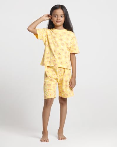 Image of T2F Girls Cotton Printed DropShoulder Ovesized Fit T-Shirt and Shorts Clothing Set (Pack of 3)