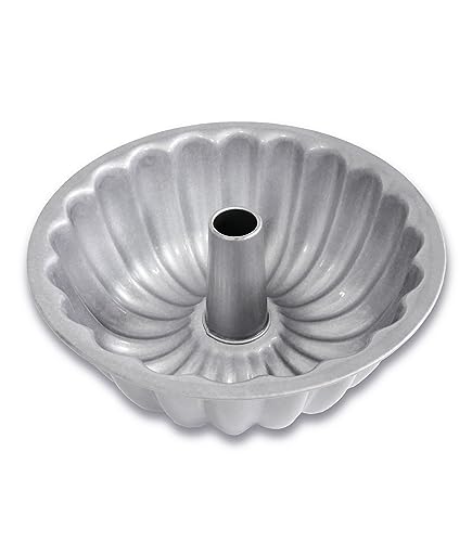 USA Pan Global Bakeware Scalloped Tube Cake Pan