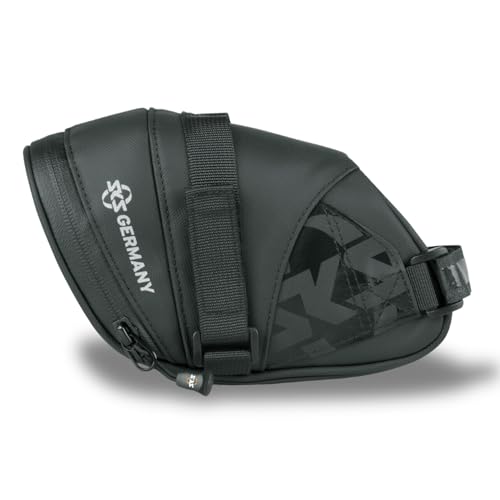 SKS GERMANY Fahrradtasche für den Einsatz bei Wind und Wetter Explorer Straps 800 Satteltasche ist Dank des wasserabweisenden Materials sowohl für den Sommer als auch für den Winter geeignet.