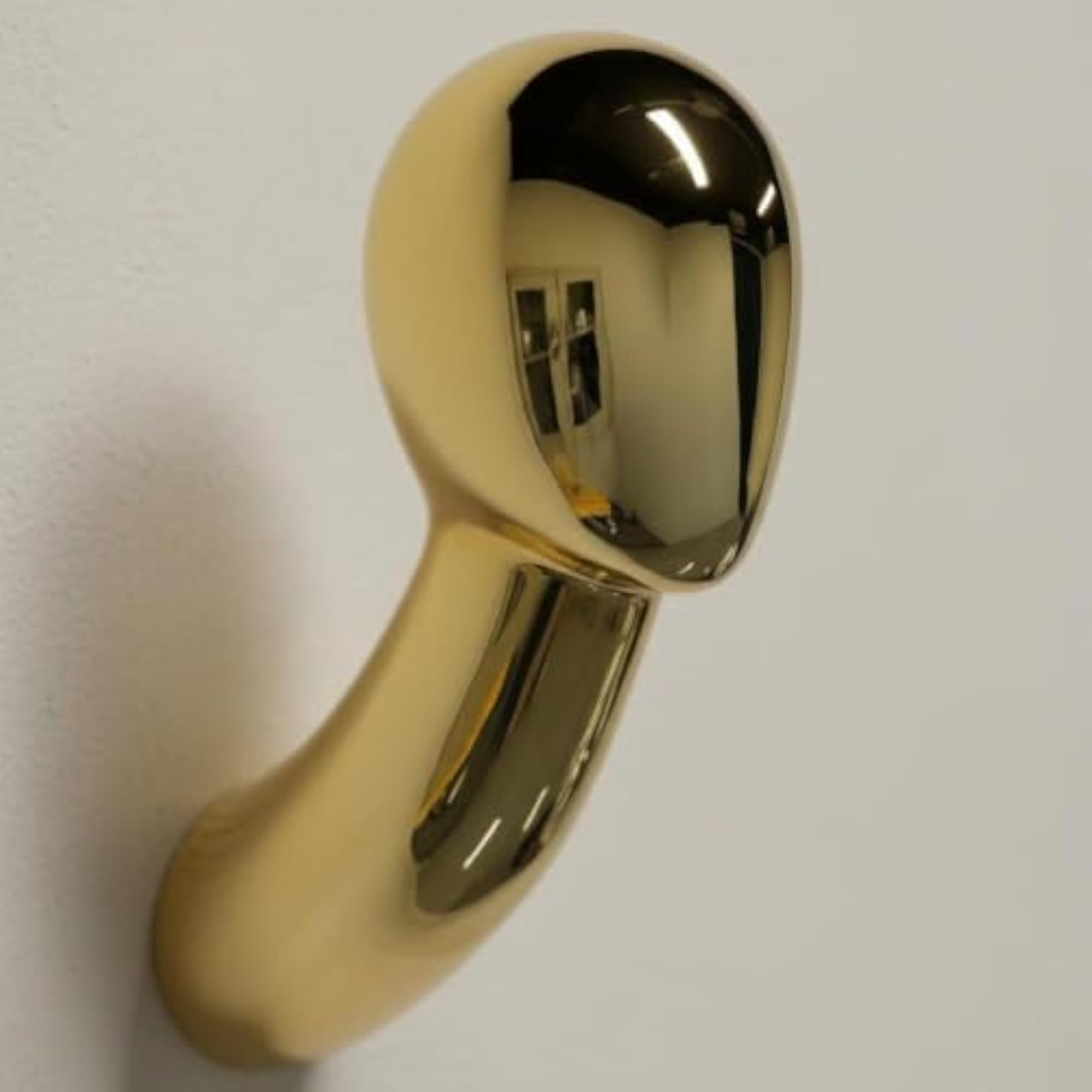 Glossy Finish Wall Mounted Mannequin Head, Modern Design