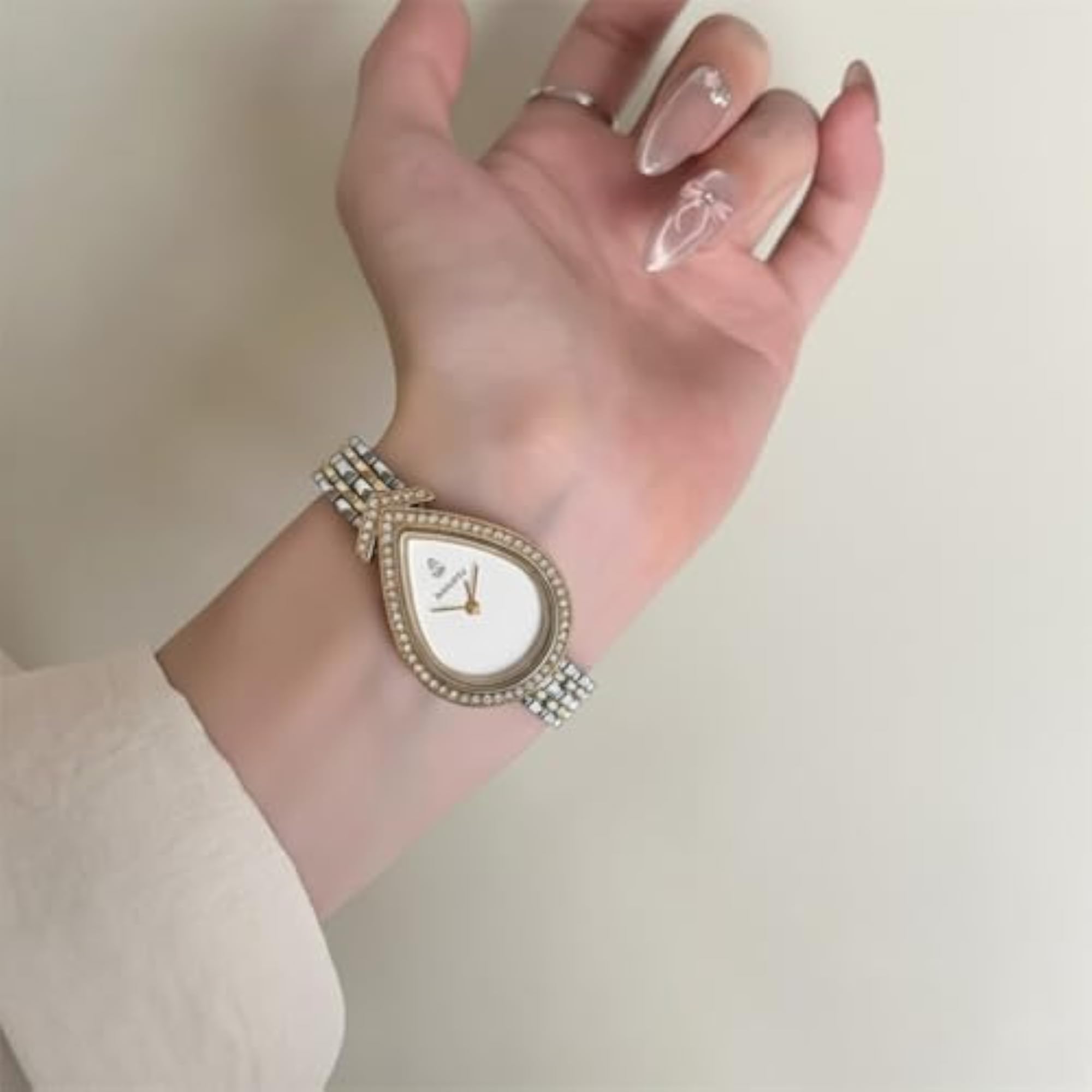 Gold and Silver Wrist Watch, Elegant Design