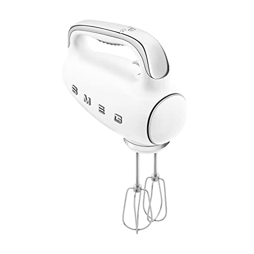 Smeg, Batteur Électrique HMF01WHEU, 9 Niveaux de Vitesse, Fonction Turbo, Système de Démarrage Progressif, 4 Batteurs, 2 Crochets Pétrisseurs et Range Cable Fournis, 250W, Blanc