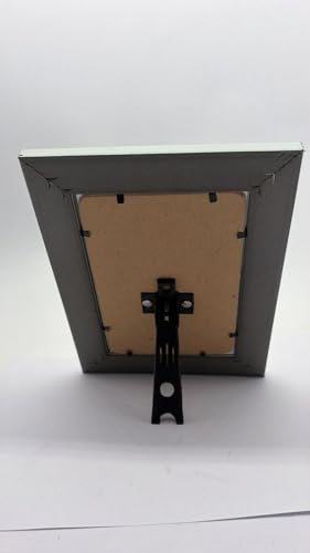 Image of Vintage Gulley Photo Frame with Stand|4 inch x 6 inch, White Design I Horizontal