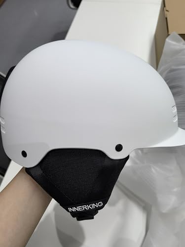 Adult Snowboard Gear: Helmet & Cylindrical Goggles-White L