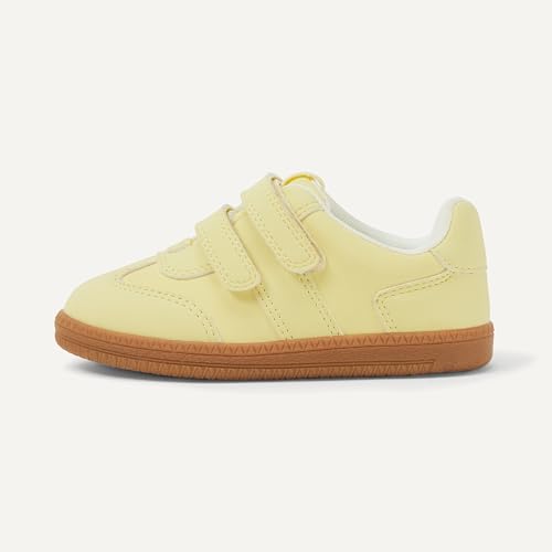 Image of Amazon Essentials x Sofia Grainge Unisex Kids and Toddlers' Hook and Loop Sneakers with Rubber Sole