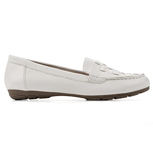 Image of CLIFFS BY WHITE MOUNTAIN Women's Giver Cushioned Loafer Flat