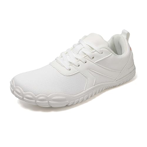 Baskets mode femme bout large pour soulager les pieds durant la marche