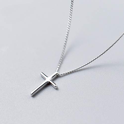 Collier croix classique en chaîne réelle qui ne noircit pas la peau