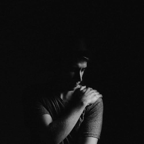 Don&rsquo;t Let Chronic Pain Control Your Life with The Holistic Navigator