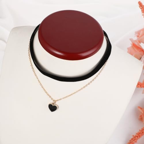 Yolev Schwarze Samt Choker Halskette Elegantes Herz Anhänger Halsband Verstellbare Geschichtete Halskette Punk Gothic Schmuck für Damen und Mädchen