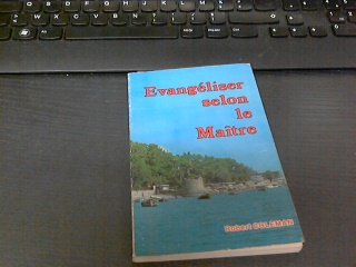 Évangéliser selon le maître [French] 2804500381 Book Cover