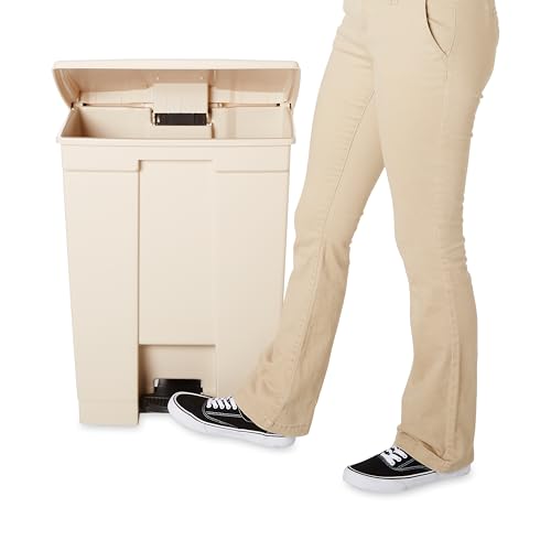 Image of Rubbermaid Commercial Products Legacy Step-On Trash Can, 18-Gallon, White, Hands-Free Garbage Can for Medical Waste in Hospitals /Lab /Emergency /Patient Rooms