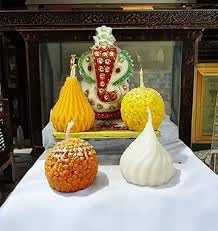 Venvintra Handcrafted Indian Dessert Scented Candle Set Traditional Laddu and Modak Shaped Cement Mold with SOYA Wax Candles for Diwali Pooja Spiritual Celebrations and Housewarming (White, 4) 1