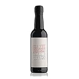 Es de color oro viejo con fragancia amplia y punzante. En boca la madera, las notas amargas; equilibrado y seco
