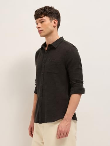 Image of THE Bear House Men's Textured Slim Fit Shirt