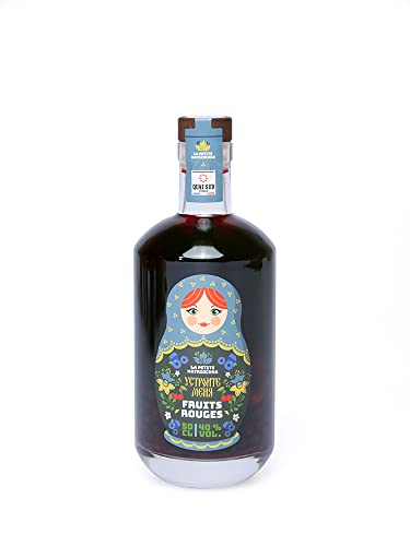 LA PETITE MATRIOCHKA vodka aromatisée à base de 50 cL de vodka 40% Vol.+ fruits rouges