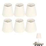 PRAKTISCHER KLEINER LAMPENSCHIRM: Stoff Lampshades für Kronleuchter, diese kleinen Lampenschirme können effektiv verhindern, dass sie die Lichtquelle berühren, das Licht blockieren und das Licht weich und nicht blendend machen. Damit Sie auch nachts nicht geblendet werden