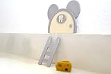 Puerta Ratoncito Pérez con escalera y queso. Hecho en España
