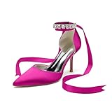 Hauteur du talon : Le talon de 8,5 cm est à la fois chic et pratique, élevant votre tenue à de nouveaux sommets tout en fournissant une base stable et confortable pour vos pieds. La pompe est conçue de manière experte pour assurer un ajustement parfait, empêchant tout mouvement ou inconfort pendant la marche ou la position debout.