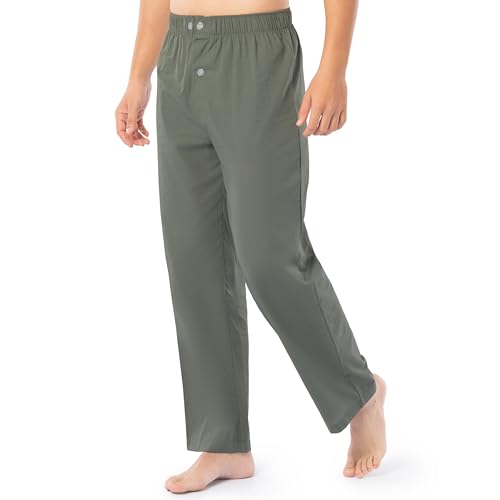Image of Fruit of the Loom Men's Broadcloth Short Sleeve Top and Long Pants Pajama Set