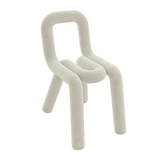 Chaise en velours avec dossier géométrique blanc pour résoudre le manque de confort du salon