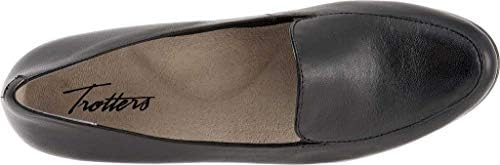 Trotters Monarch - Women's Supportive Casual Shoe Black - 11 Wide | Image 5