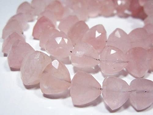 Rose Quartz Faceted Trillion pour un bijou de tendresse fait main