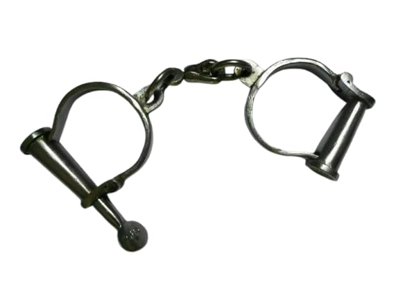 Manilles en fer forgé style antique véritable réplique de collection pour passionnés