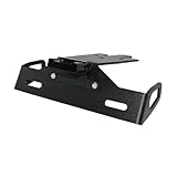 Le support de plaque d'immatriculation est fabriqué en acier inoxydable pour une résistance et une durabilité accrues.