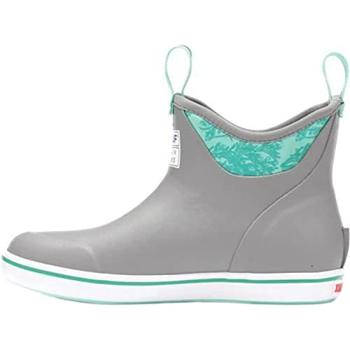 Image of XTRATUF Women's Salmon Sisters 6 in Ankle Deck Boot