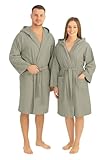 GARGIX Accappatoio UNISEX microfibra uomo e donna con cappuccio tasche salvaspazio calibrato (IT, Testo, L, Regular, Regular, L, Amb-5)