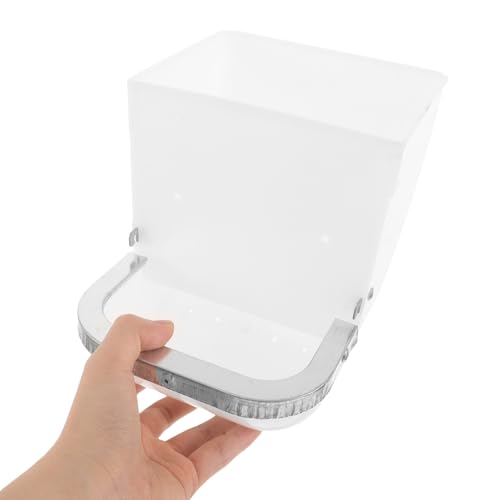 Comedero automático para conejos que evita el volcado de comida y protege el hábitat 7