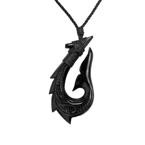 Collier tribal fait main amulette maori avec pendentif queue de baleine