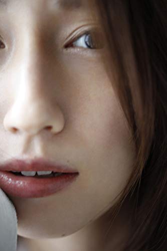 大野いと 写真集『mellow』