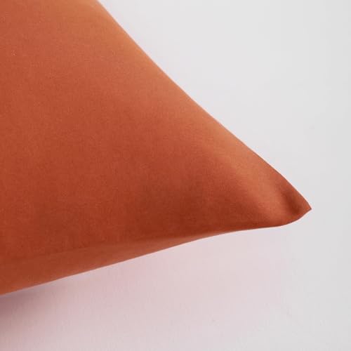 FLXXIE Microfiber Pillow Cases Standard Size, Soft Pillowcases with Envelope Closure, Wrinkle, Stain Resistant Pillow Covers, 20x26, Burnt Orange