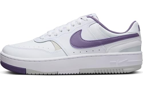 Nike Women's Gamma Force Sneaker