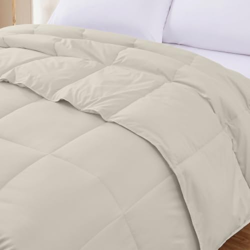 Image of Modern Threads Comforter Duvet Insert, Reversible Quilted Down Alternative Comforter with Corner Tabs, All Season Bedding, King, Champagne