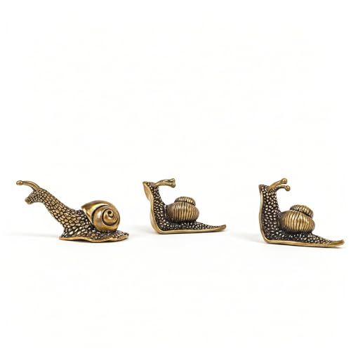 Gixemeva Set of 3 Brass Snail Figurines – Cute Vintage Cottagecore Décor & Garden Decor, Retro Antique-Style Mini Sculptures for Terrarium, Desk, Bookshelf & Plant Pots