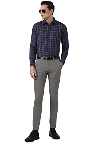 Image of Van Heusen Men's Solid Slim Fit Shirt