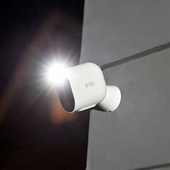 Arlo 4K Ultra 4台セット+多数おまけ付 61Cq-r7tjYL._UF350,350_QL50_.jpg