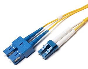Cavo Fibra Ottica Kentek OS2 2m LC UPC / SC APC Monomodale Duplex