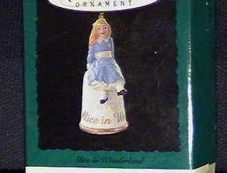 Hallmark Alice in Wonderland Miniature 1995 Mini Ornament - coolthings.us