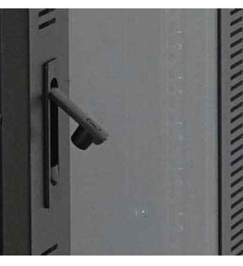 Armadio Rack Pavimento 19" 42U 800x800 con accessori GTLAN