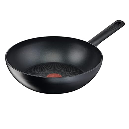 Lagostina Rigenera Green Wok Antiaderente in Alluminio 100% Riciclato Ø 28 cm, Padella Induzione Gas e Forno, Rivestimento Antigraffio, Manico Ergonomico