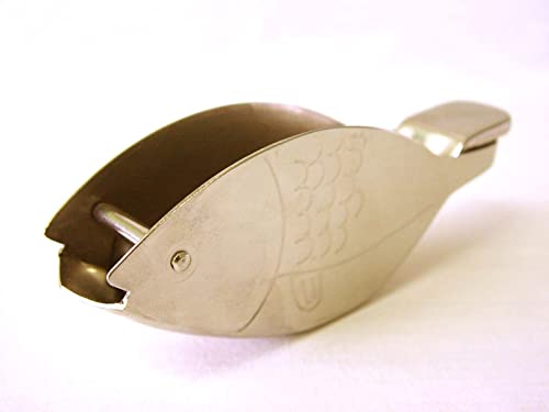 EXPRIMIDOR MANUAL METALICO DE LIMONES FORMA DE PEZ ACERO INOX Cover