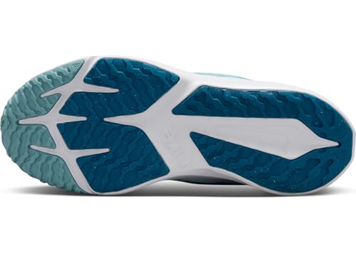 Nike Star Runner 4 Big Kids' Road Running Shoes (DX7615-404, Glacier Blue/Astronomy Blue/) Size 63