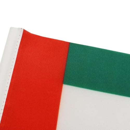 مارك كيو علم الامارات العربية المتحدة على عصا - عبوة من 12 قطعة | 20 × 28 سم اعلام الامارات العربية المتحدة صغيرة محمولة لليوم الوطني وفعاليات دبي والانشطة المدرسية ويوم العلم والمسيرات ومستلزمات الاحتفالات والحفلات