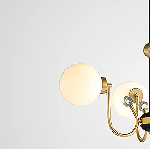 Plafonnier gris grand format pour illuminer efficacement une pièce sombre